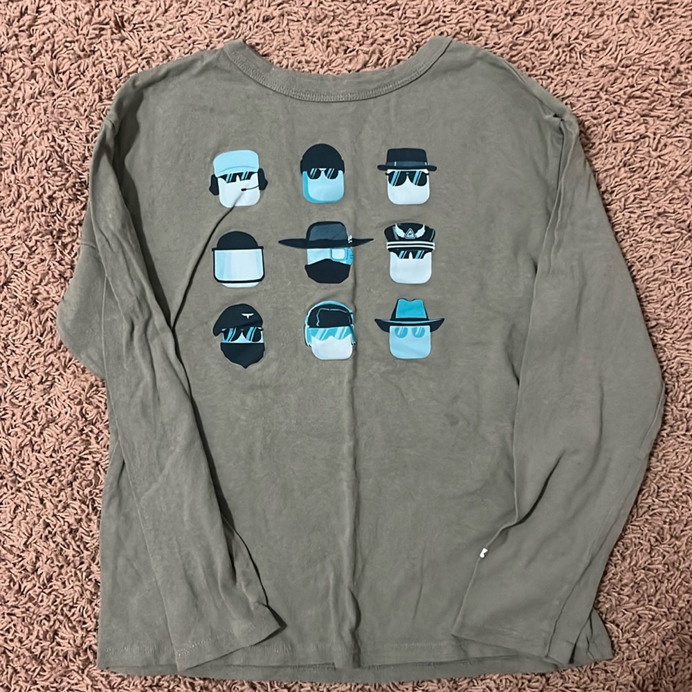 Gap Kids size 8 long sleeve Roblox tee shirt